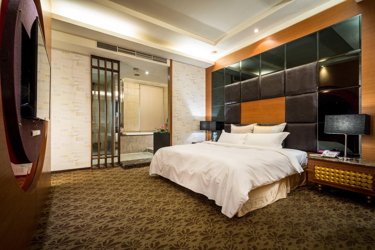 Uline Motel Taipei Exterior photo